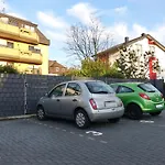 Modernes Apartment, Stadtnah, Stellplatz, Naehe Mosel